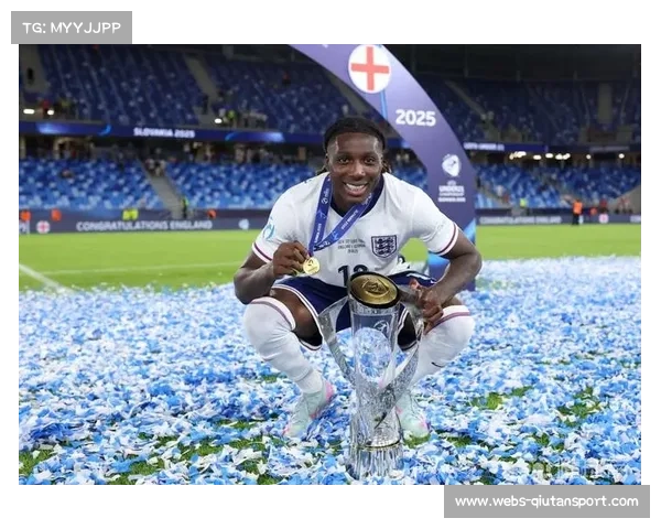 伤停情报:科莫后卫斯莫尔契奇累积黄牌停赛,热那亚库菲红牌缺阵 伤停情报:科莫后卫斯莫尔契奇累积黄牌停赛,热那亚库菲红牌缺阵